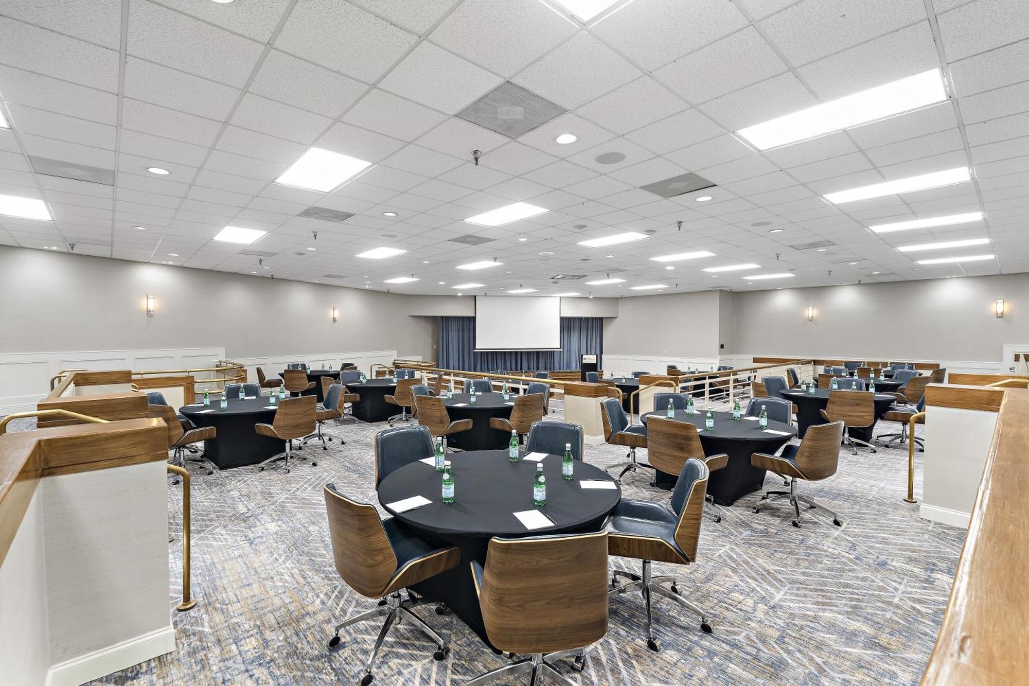Hotel Hilton College Station & Conference Center Esterno foto