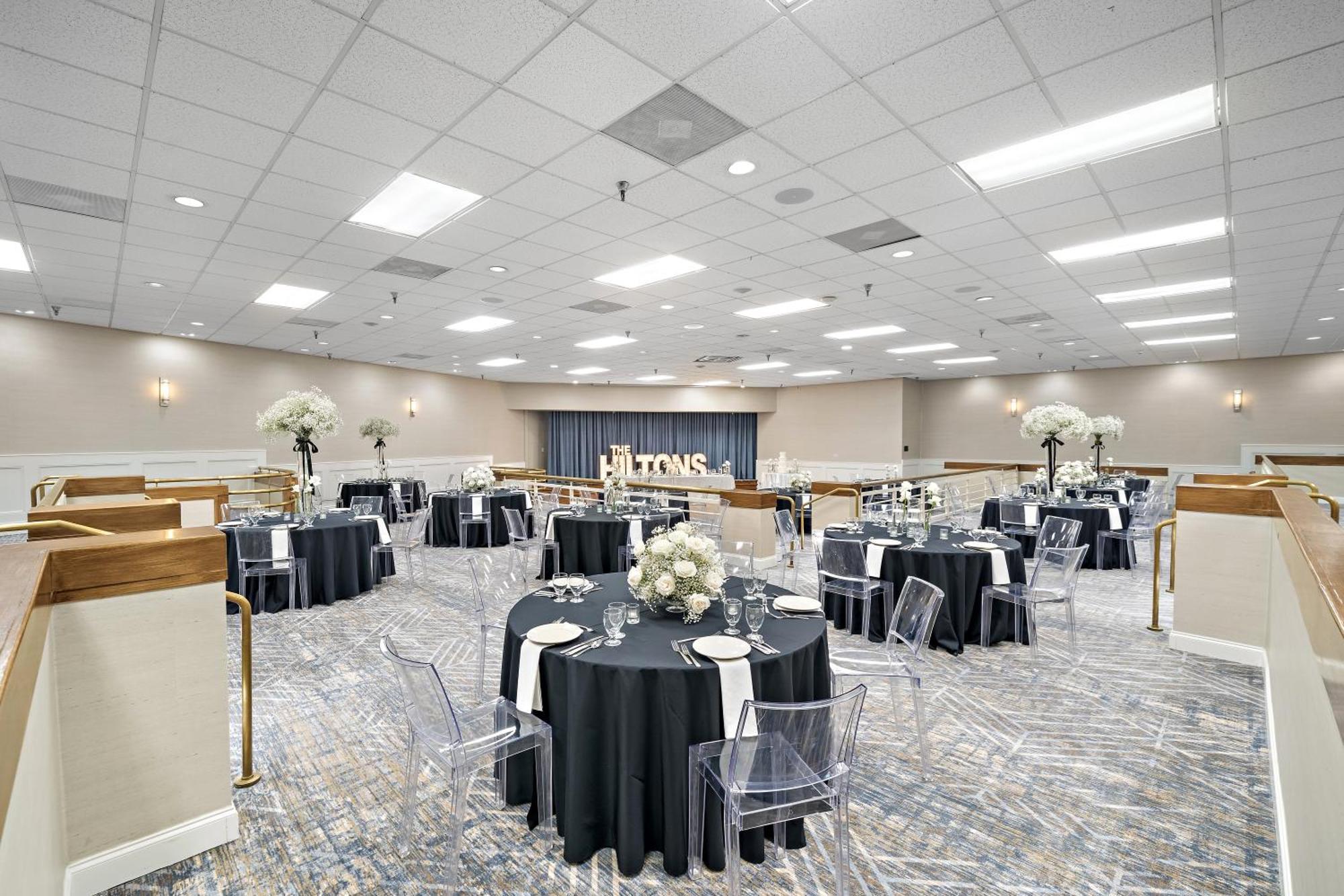 Hotel Hilton College Station & Conference Center Esterno foto