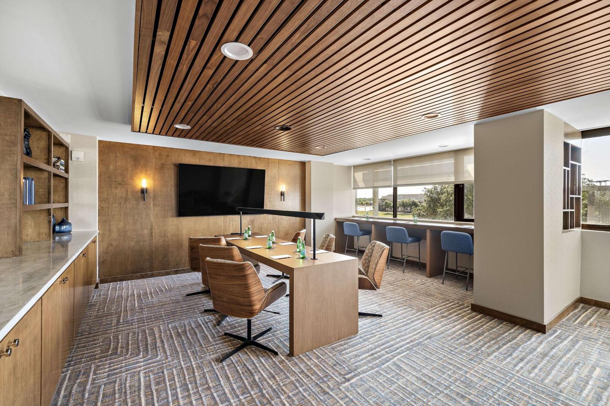 Hotel Hilton College Station & Conference Center Esterno foto